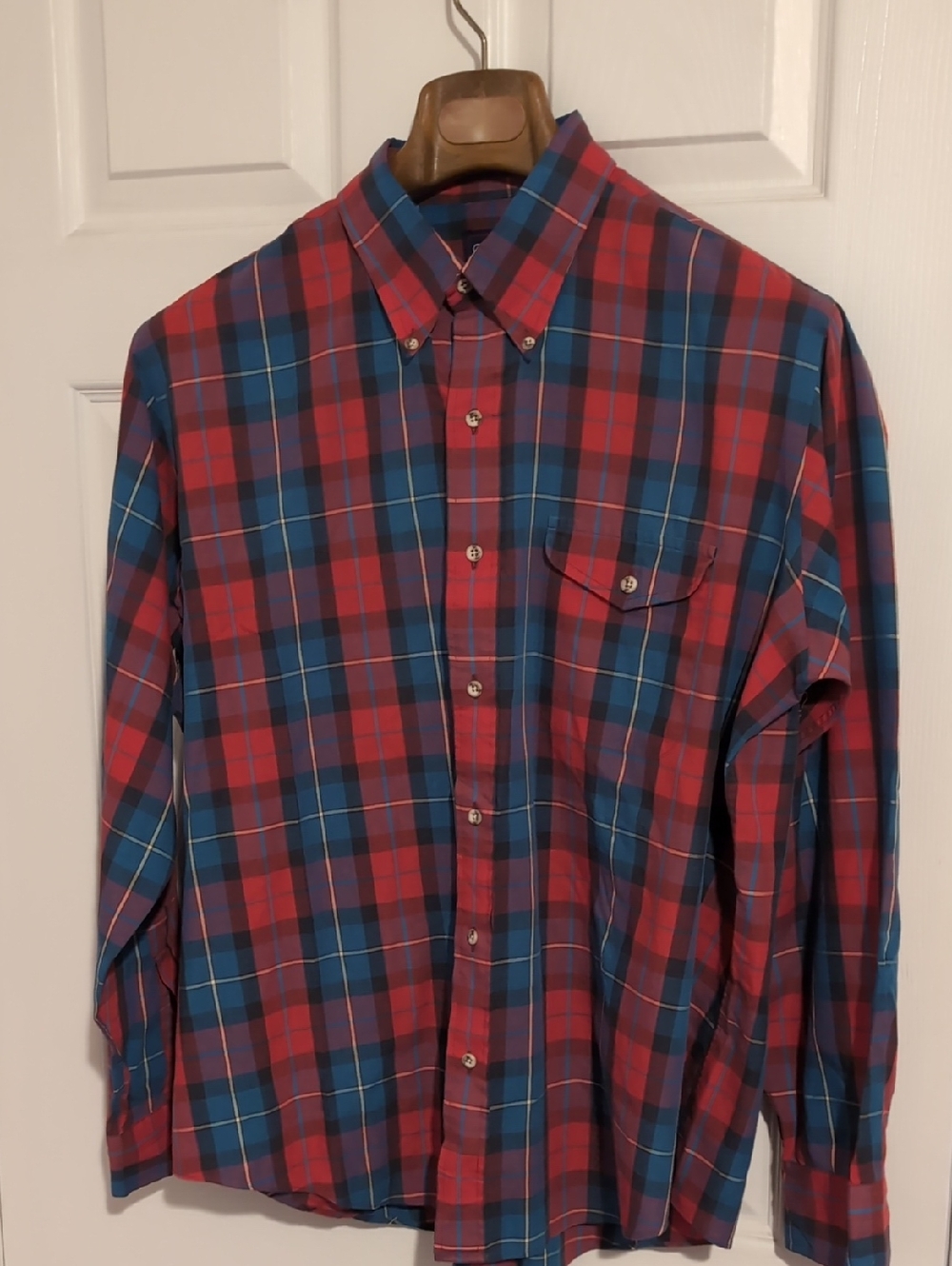 Gant Men's Red and Blue Plaid Button-Down Shirt